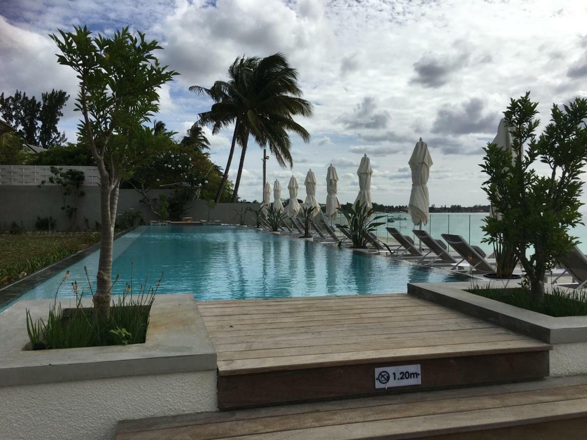 Obiches Luxury Beachfront Trou-aux-biches Apartment