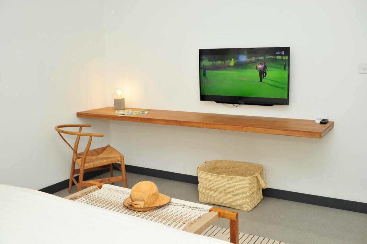 Obiches Luxury Beachfront Trou-aux-biches Apartment *