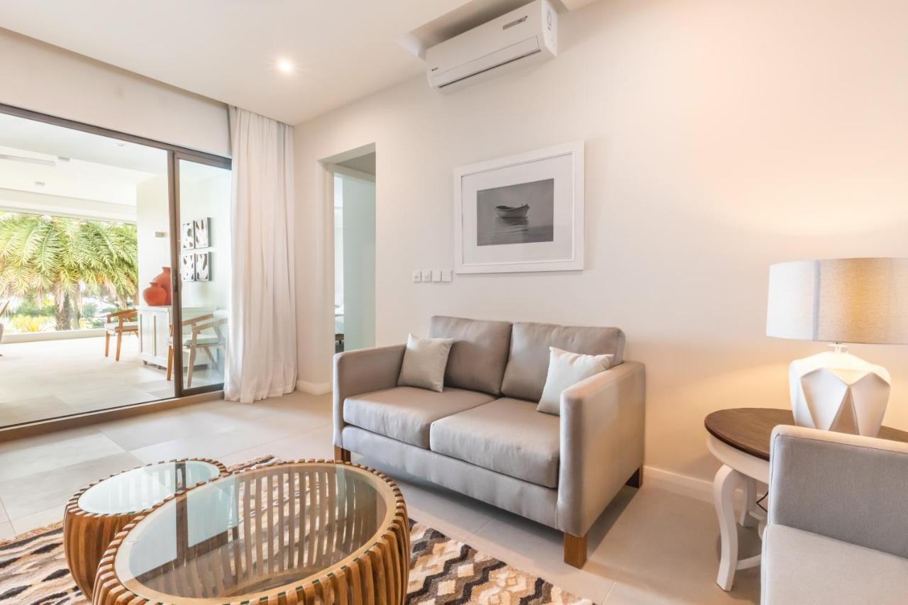 Caplage -beach Front Luxury At Searock Apartment Tamarin