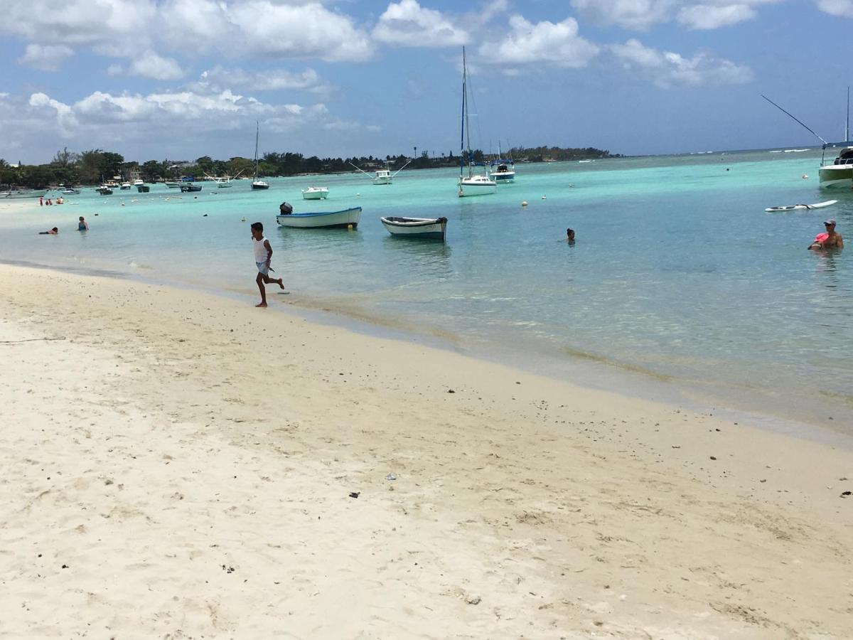 Obiches Luxury Beachfront Trou-aux-biches Apartment