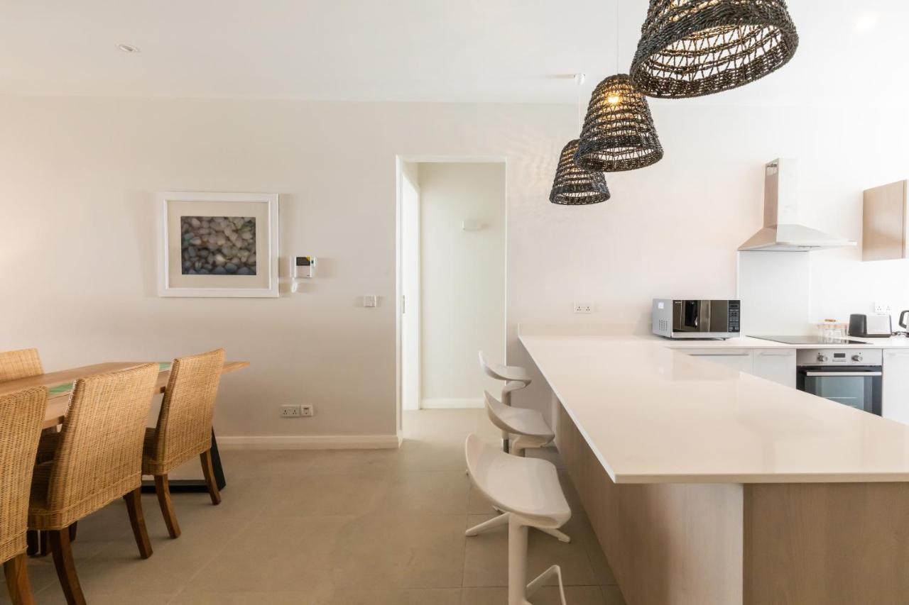 Caplage -beach Front Luxury At Searock Apartment Tamarin