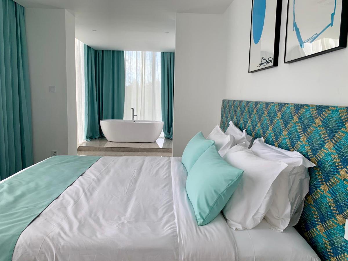 Ocean V (adults Only) 4*