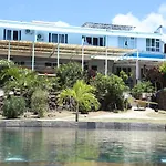 Auberge Du Lagon