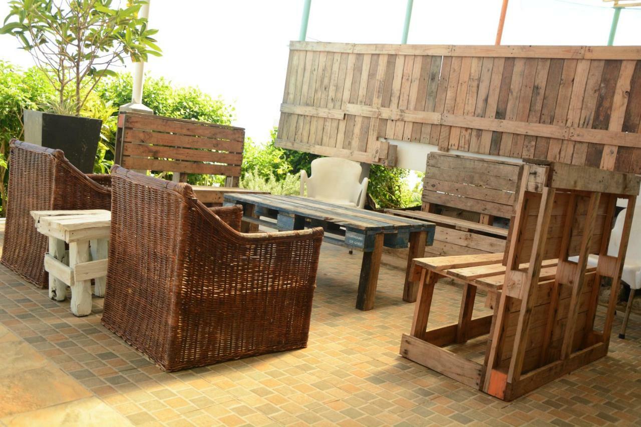 Du Lagon Guest house 2*