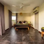 Happy Days Guest House