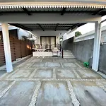 Villa Ebene - Ideal Location In Rose Hill