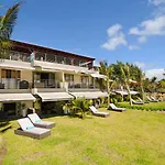 Coin De Paradis Luxury Beachfront Apartment