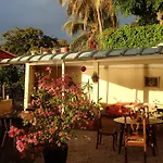 Le Cactus Guesthouse