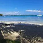 Fantastic Spacious Beachfront Villavacances