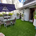 Villa Bienvenue Beachfront House