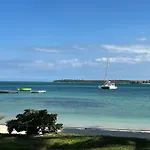 Turquoise Bay Beach Apartments Trou D\'Eau Douce