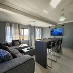 Sunsetview Beach Apartment
