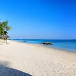 Casuarina Resort And Spa