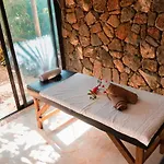 Nativ Lodge And Spa