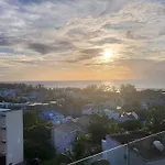 Seaview Luxury Appartment