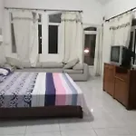 Cheerful 1 Bed Vacation Home With Tours & Facilities