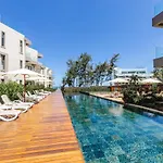 Apartment Beachfront Ocean Terraces Residence, Poste Lafayette-Apt-C4
