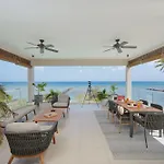 Otera 2 Penthouse With Panoramic View By Lov