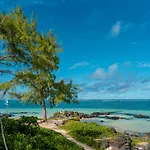 Stunning Belle Mare Beachfront Luxury Apartment