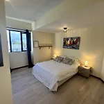 Modern Apartment By The Sea