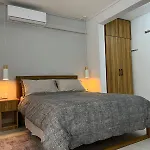 Ebrahim Flats - Grand Baie Beach
