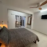 Ebrahim Flats - Grand Baie Beach