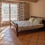 Tamarin Seaside Apartment
