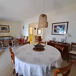 Serenity - Cheerful 2-Bedrooms Beachfront Villa.