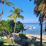 Caplage - Beachfront Ground Floor Apartment In Tamarin