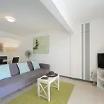Lagoon View Residence