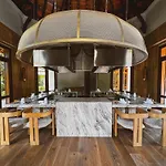 Maradiva Villas Resort And Spa