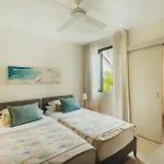 Magnificent 3 Bedroom Penthouse With Rooftop Pool