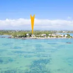 Meerana Cheerful Beachfront Cottage With Jacuzzi