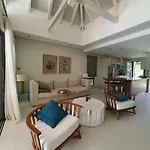 Villa Pascaline