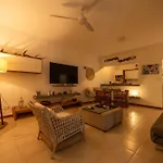 Luxurious 3-Bedroom Apt With Sea Views - Sd10