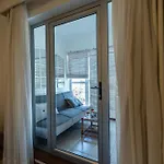 Luxurious 3-Bedroom Apt With Sea Views - Sd10