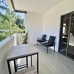 Sunset Views 3-Bedroom Apt, 1Min Walk To Beach - Nyha1