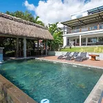Twakila Sunset Suites