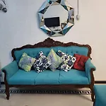The Octagon - Family Apparts - Wing B - A Cozy Place To Stay, Start And End Your Holidays