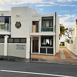 Villa Piedanlo, Pool And Beach Front Gf & Ff