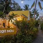 Tropical Attitude (Adults Only)