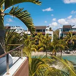 Luxury Penthouse With Jacuzzi, 2 Min To Beach