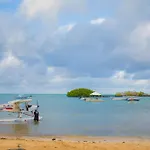 Azuri Apartment With Beach, Pools, Gym, Golf, Shops, Restaurants, Spa, Boat Activities, Tennis &Paddle Court, Kids Corner