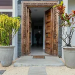 Oceanic Escape Beachfront