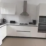 3Bed Villa With Private Pool And Rooftop With A Sea View In Flic-En-Flac, Mauritius