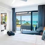 Aroma Beach Luxury Waterfront