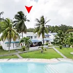 Beachfront Villa Near Mont Choisy Beach