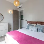 Summer Beachfront Apartment