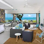 Beachfront & Pool Poste Lafayette