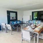 Latitude Luxury Seafront Apt